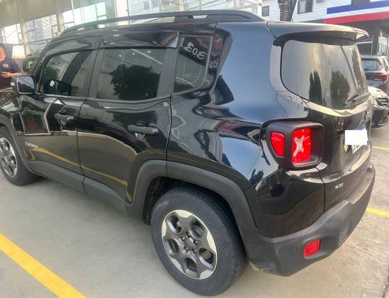 JEEP RENEGADE 1.8 16V FLEX SPORT 4P AUTOMÁTICO JEEP RENEGADE 1.8 16V FLEX SPORT 4P AUTOMÁTICO